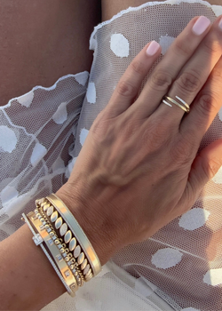 The Liv Coil Ring