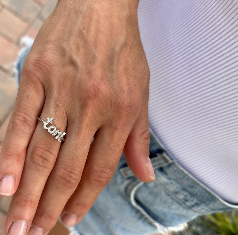 The Emmy - Diamond Script Ring